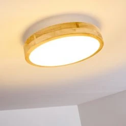 Hofstein Bagaha Deckenleuchte LED Holz hell, 1-flammig, Fernbedienung -LED Leuchten Verkäufe 2022 bagaha deckenleuchte h3313121 12